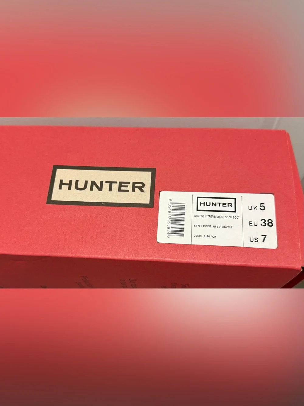 NWT Hunter Women's Intrepid Short Snow Boot Black/Red, Size US 7